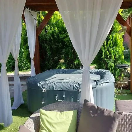 Green Dream Apartment 5 Persons Miskolc Exterior foto