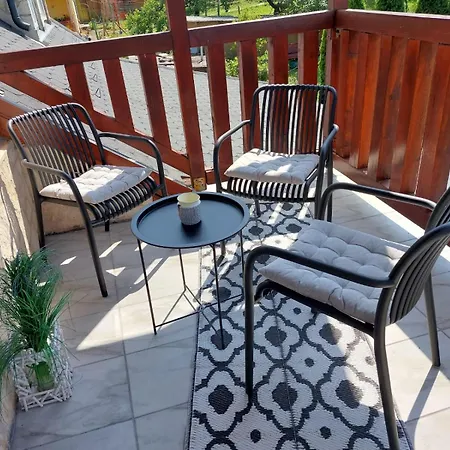 Green Dream Apartment 5 Persons Miskolc Exterior foto